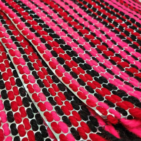 Set of 6 Vibrant Coloured Placemats With Fringe Border - Picture 5 of 5